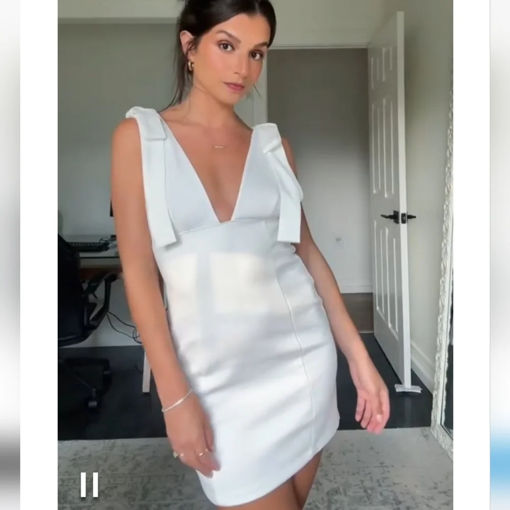 Zara  white short dress with bows size L - Picture 2 of 12